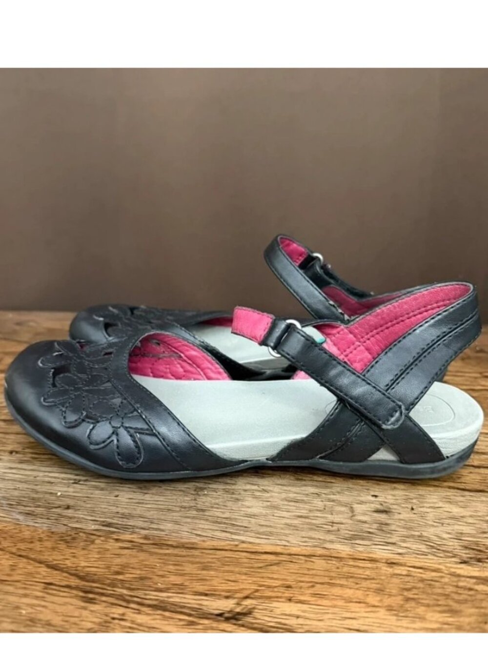 BareTraps Sandals Size 7.5